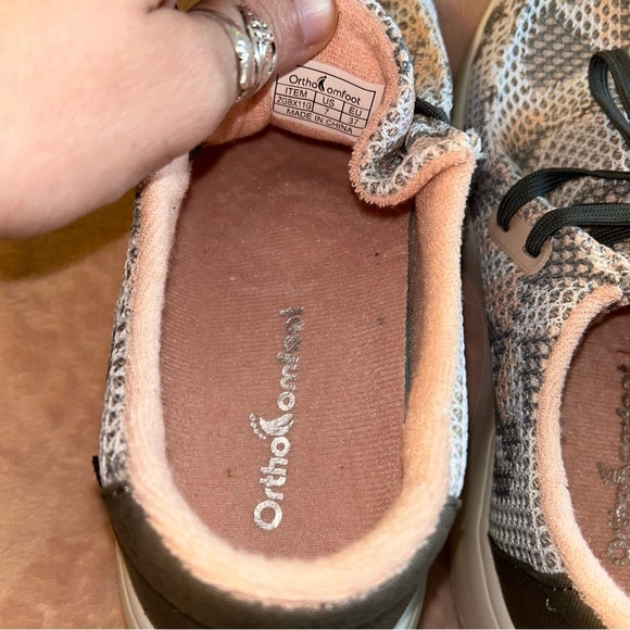 NWOT OrthoComfoot slip on boat shoes with inserts gray white pink mesh size 7 - Picture 7 of 9